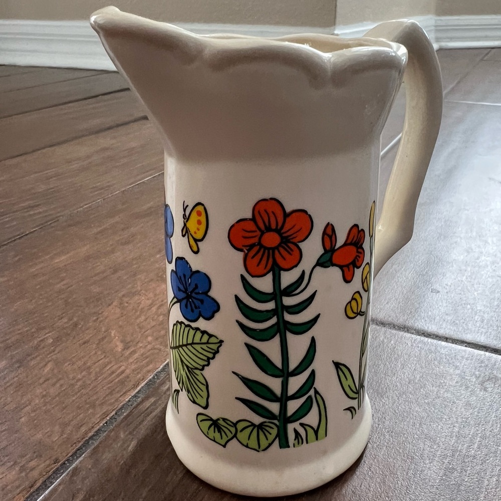 Vintage 1970s Ceramic Floral Cottagecore 5" Pitcher Flowers Butterflies Bees